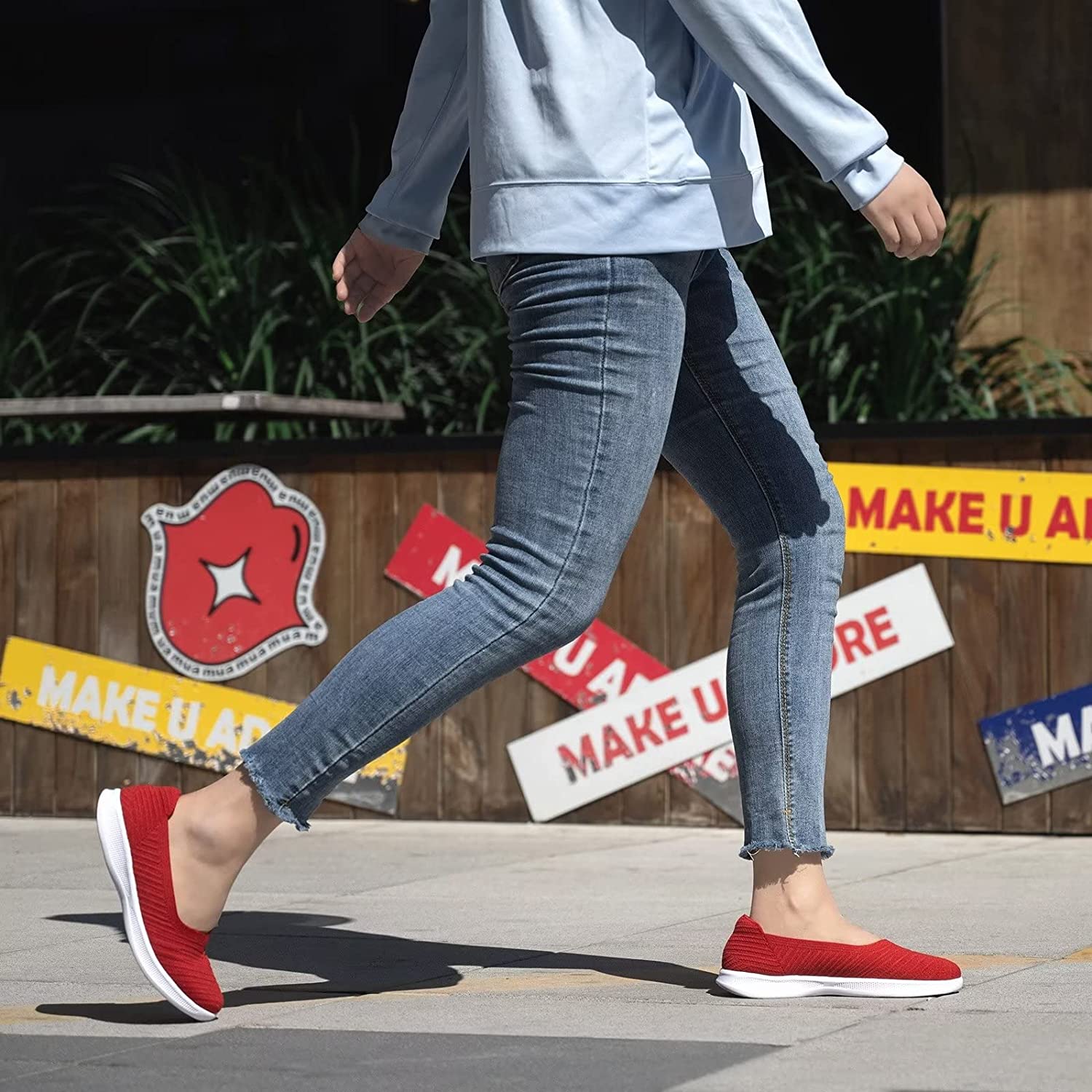 Womens Slip On Walking Shoes Breathable Mesh Casual Flats Shoes Low-Top Lightweight Loafers