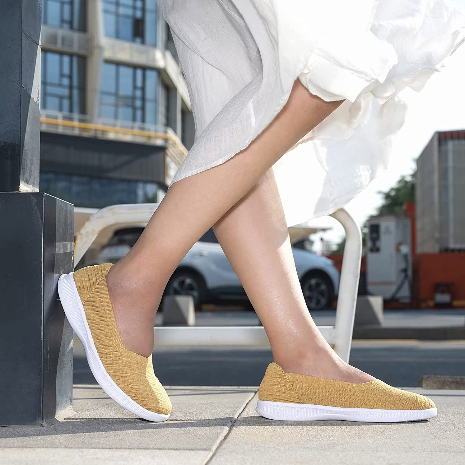 Womens Slip On Walking Shoes Breathable Mesh Casual Flats Shoes Low-Top Lightweight Loafers