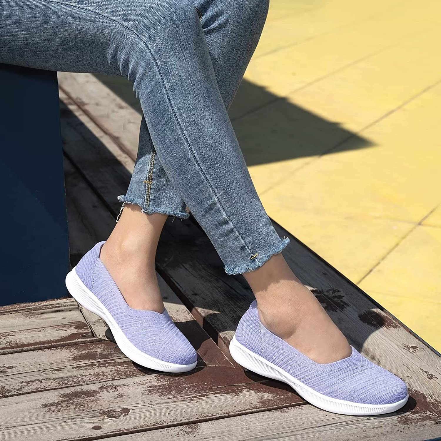 Womens Slip On Walking Shoes Breathable Mesh Casual Flats Shoes Low-Top Lightweight Loafers